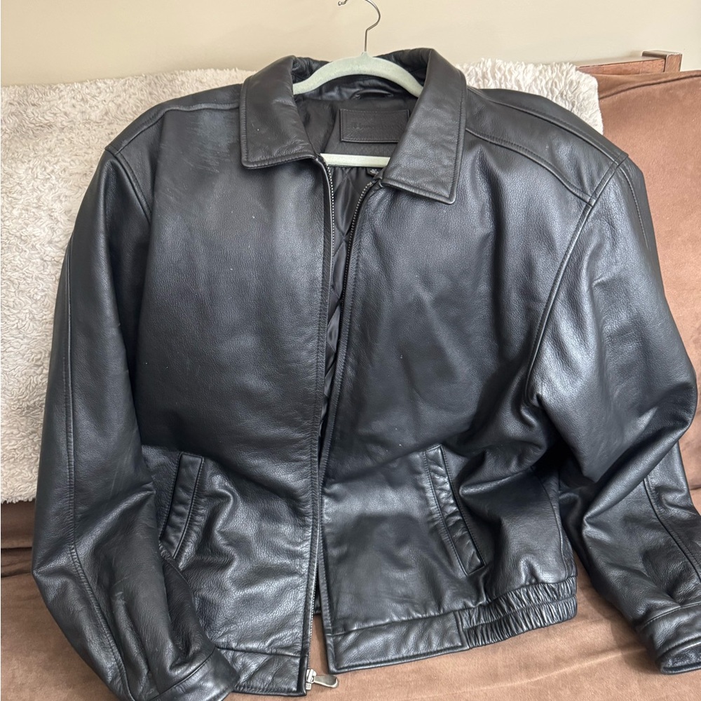 Croft & Barrow Black Leather Bomber Jacket with Elastic Waistband